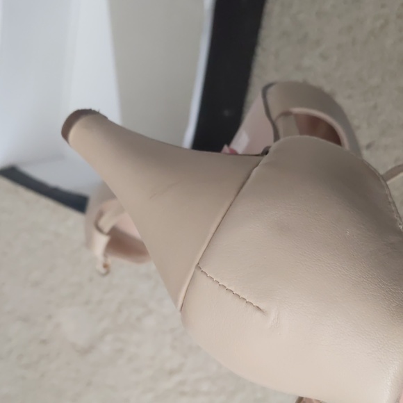 T-Strap nude shoes - Picture 4 of 6